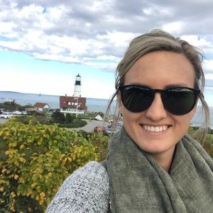 Meet your Posher, Bailey